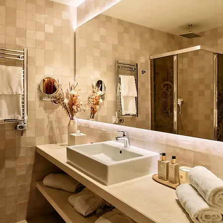 El Pilar Andalucia Hotel