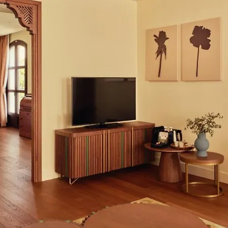 El Pilar Andalucia 4* إِستيبونا